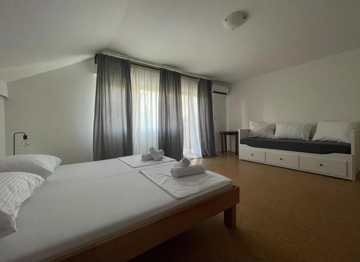 Sea Land 2 Apartment Trogir Exterior photo